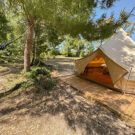 Poesis Park - Glamping